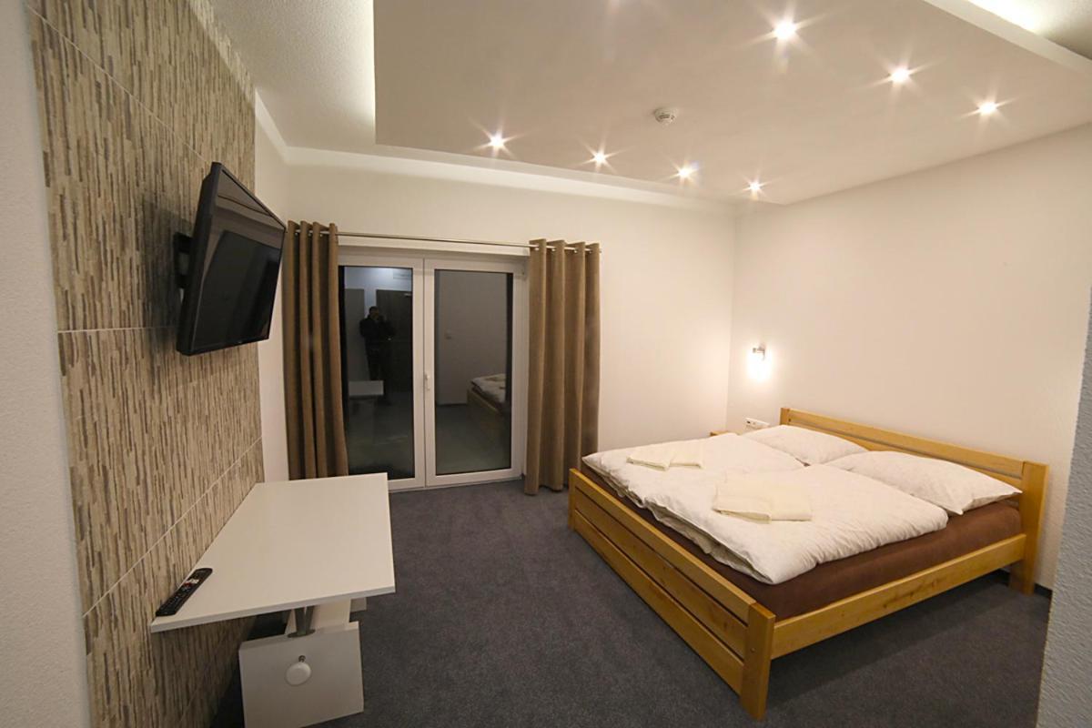 Motel Horky Vavrisovo Ngoại thất bức ảnh